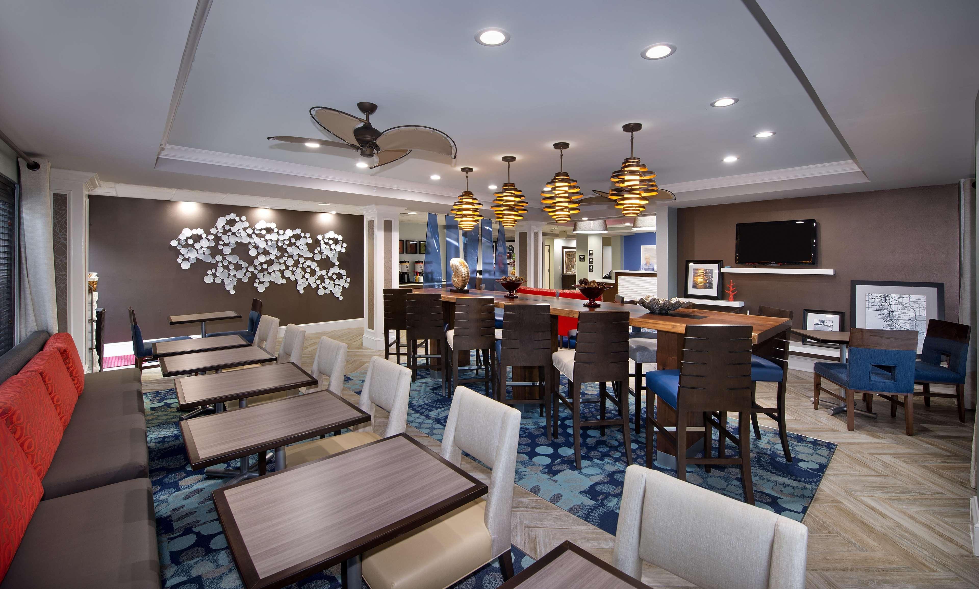 Hampton Inn Naples - I-75 Εξωτερικό φωτογραφία