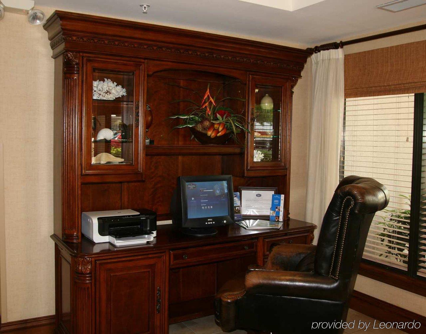 Hampton Inn Naples - I-75 Ανέσεις φωτογραφία